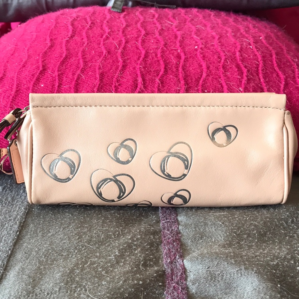 Coach clutch - Picture 2 of 5